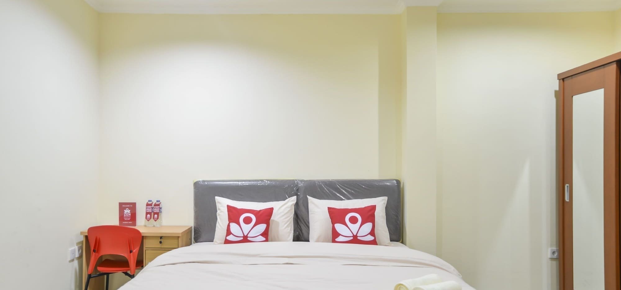 Zen Rooms Near Itc Roxy Mas Jakarta Exterior foto